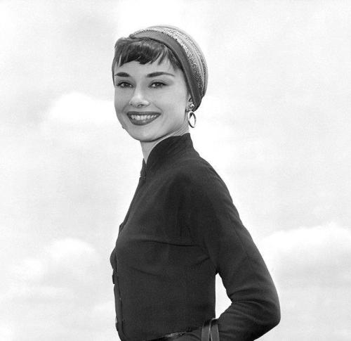 audreyhepburnastyleicon Audrey Hepburn 1950's