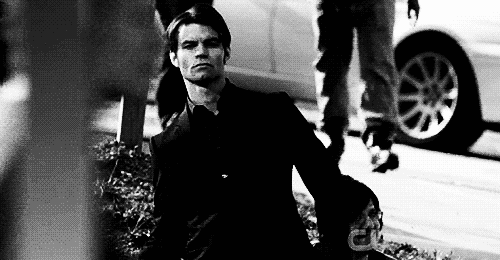 salvatorebrothers: look at how he just throws those coins. like it’s nbd. although it scares me that elijah’s like an “easter bunny” compared to klaus. klaus must be one hell of a bamf. 