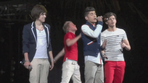 style-like-niall: wandxerection: Niall imitating Zayn’s high note he’s so special c: